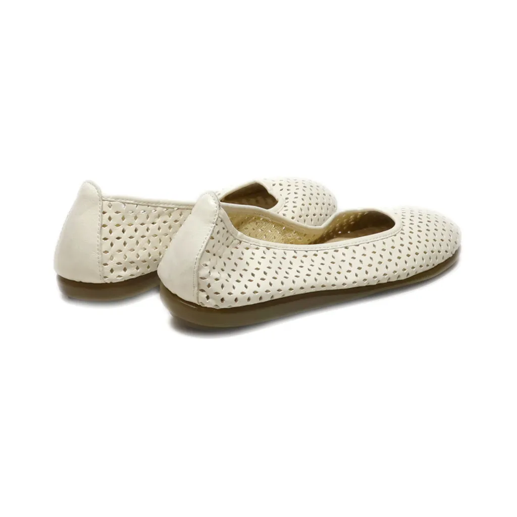 Aerosoles Ballerinas Leather Beige Colour For Women
