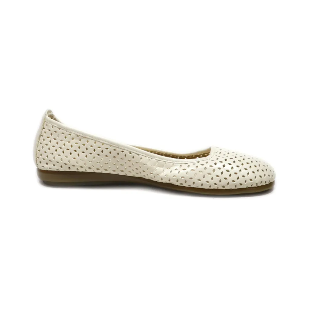 Aerosoles Ballerinas Leather Beige Colour For Women