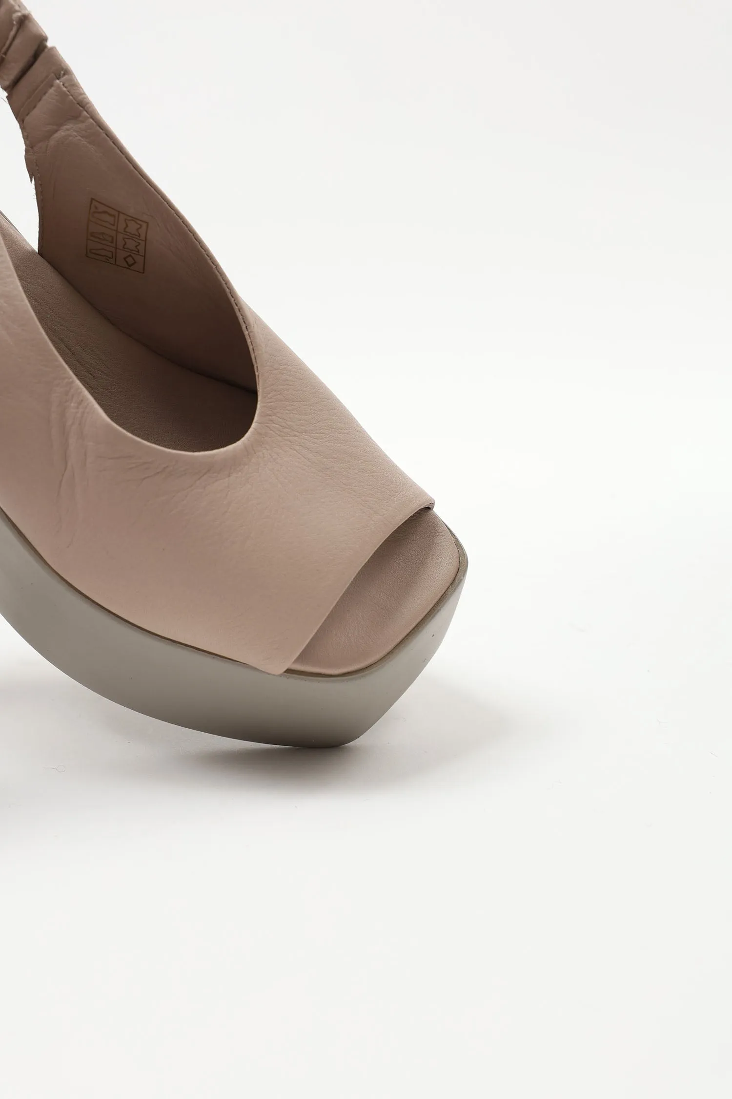 Ariadne Beige