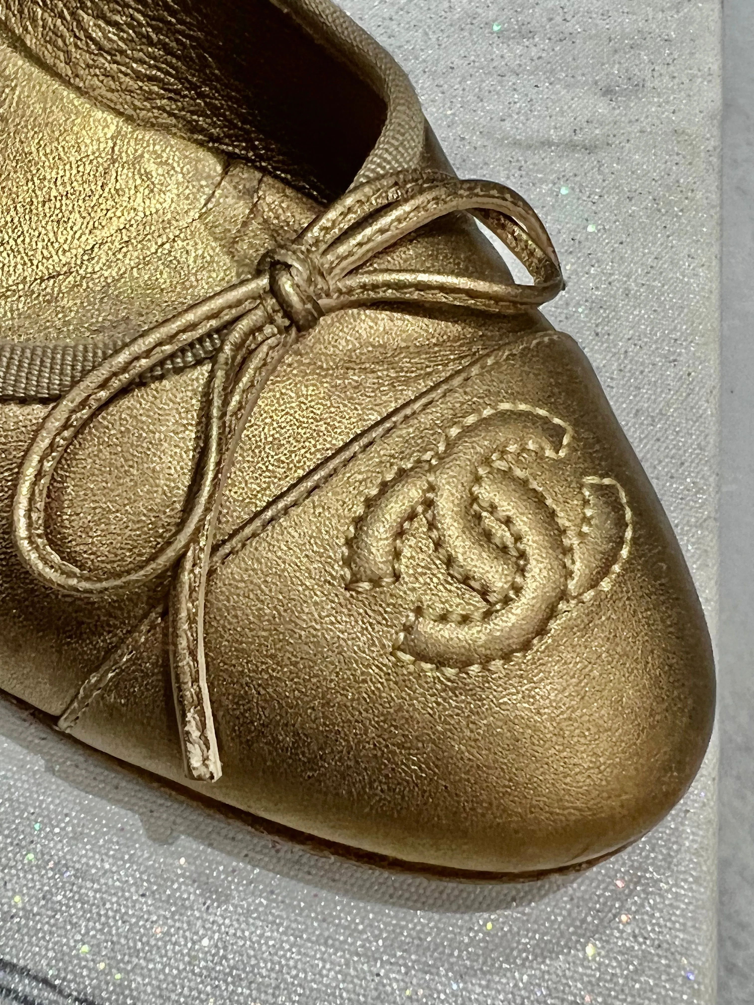 CHANEL CC METALLIC CAMBON LEATHER BALLET FLATS