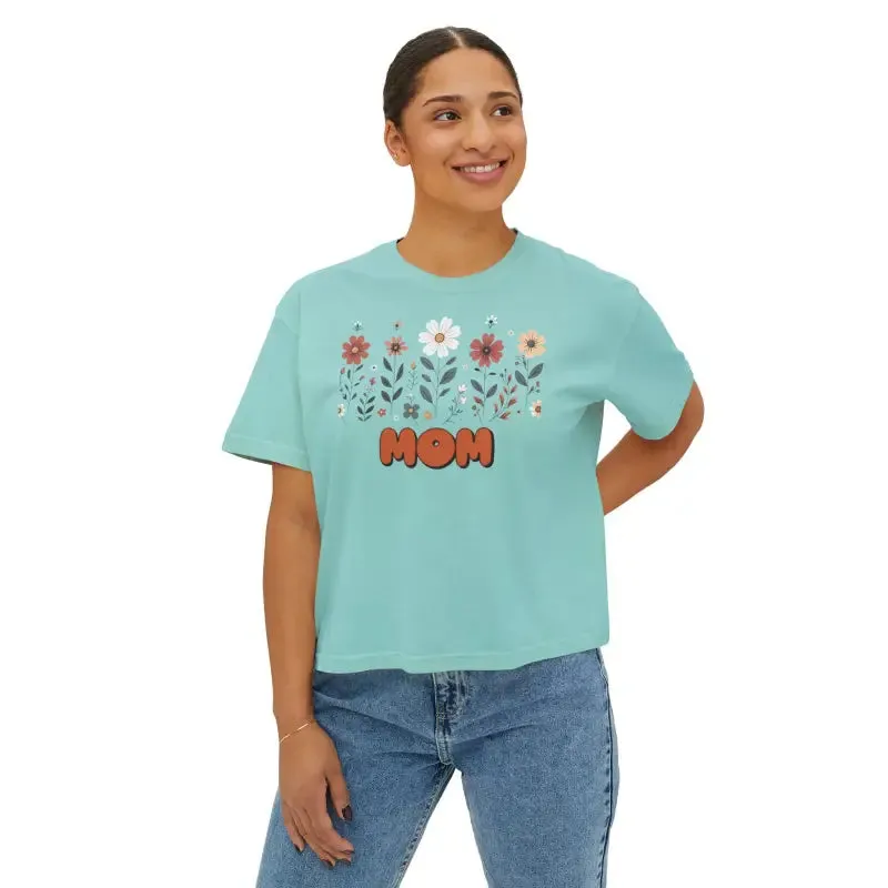 Chic Boxy Fit Womens Tee Flowers Sewn in Twill