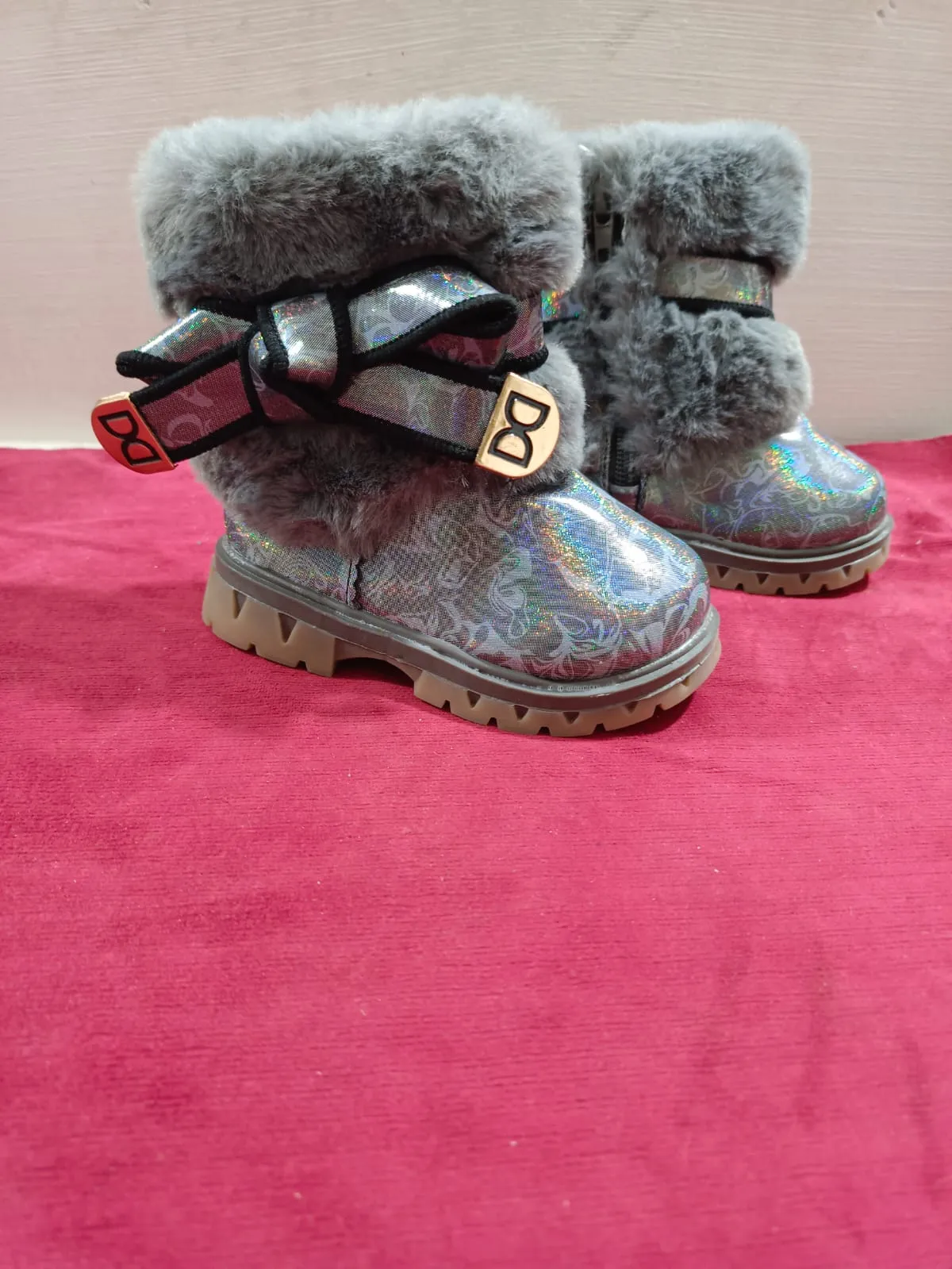 New Baby girls Stylish Shoes in Fur Design