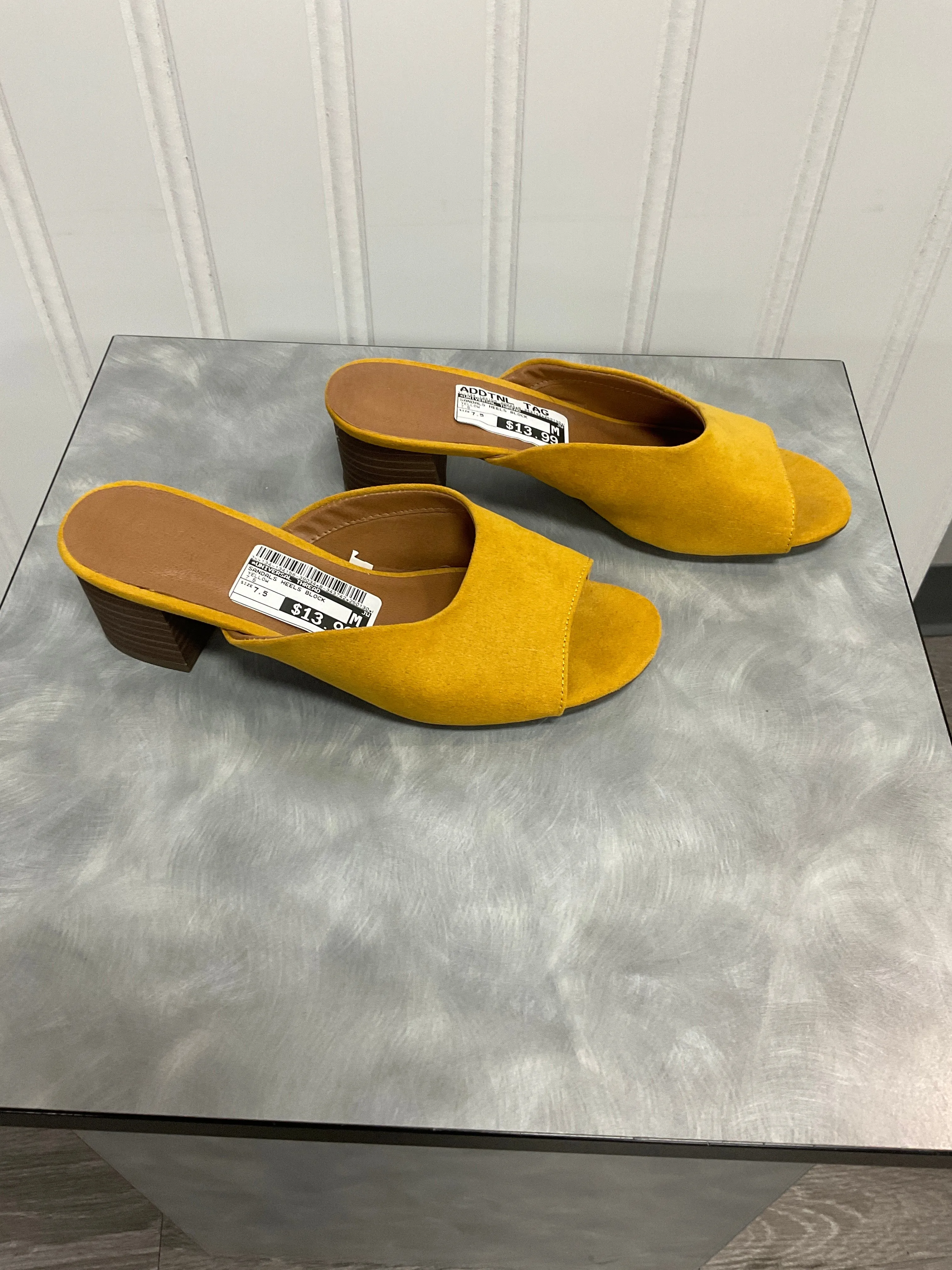 Sandals Heels Block By Universal Thread In Yellow, Size:7.5
