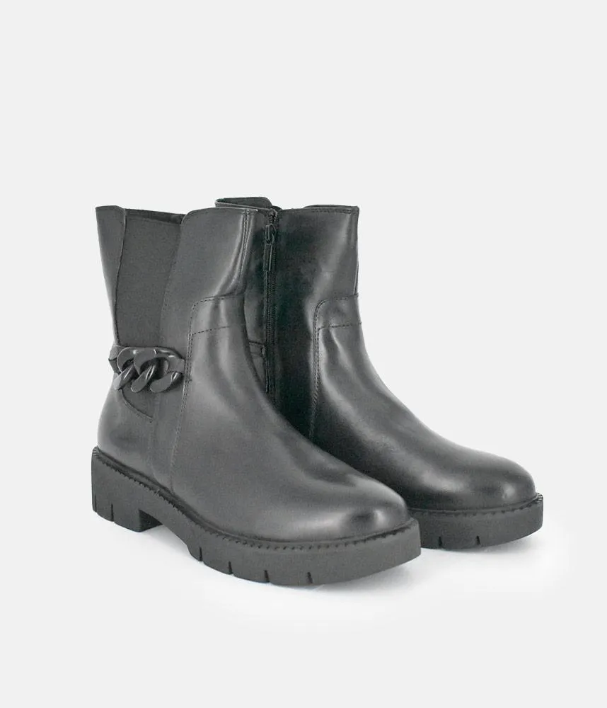 Tamaris Stylish Black Ankle Boots