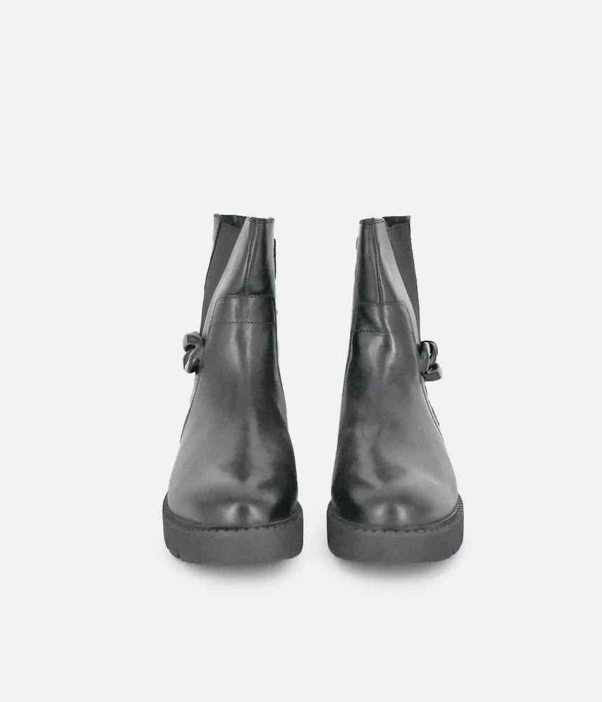 Tamaris Stylish Black Ankle Boots