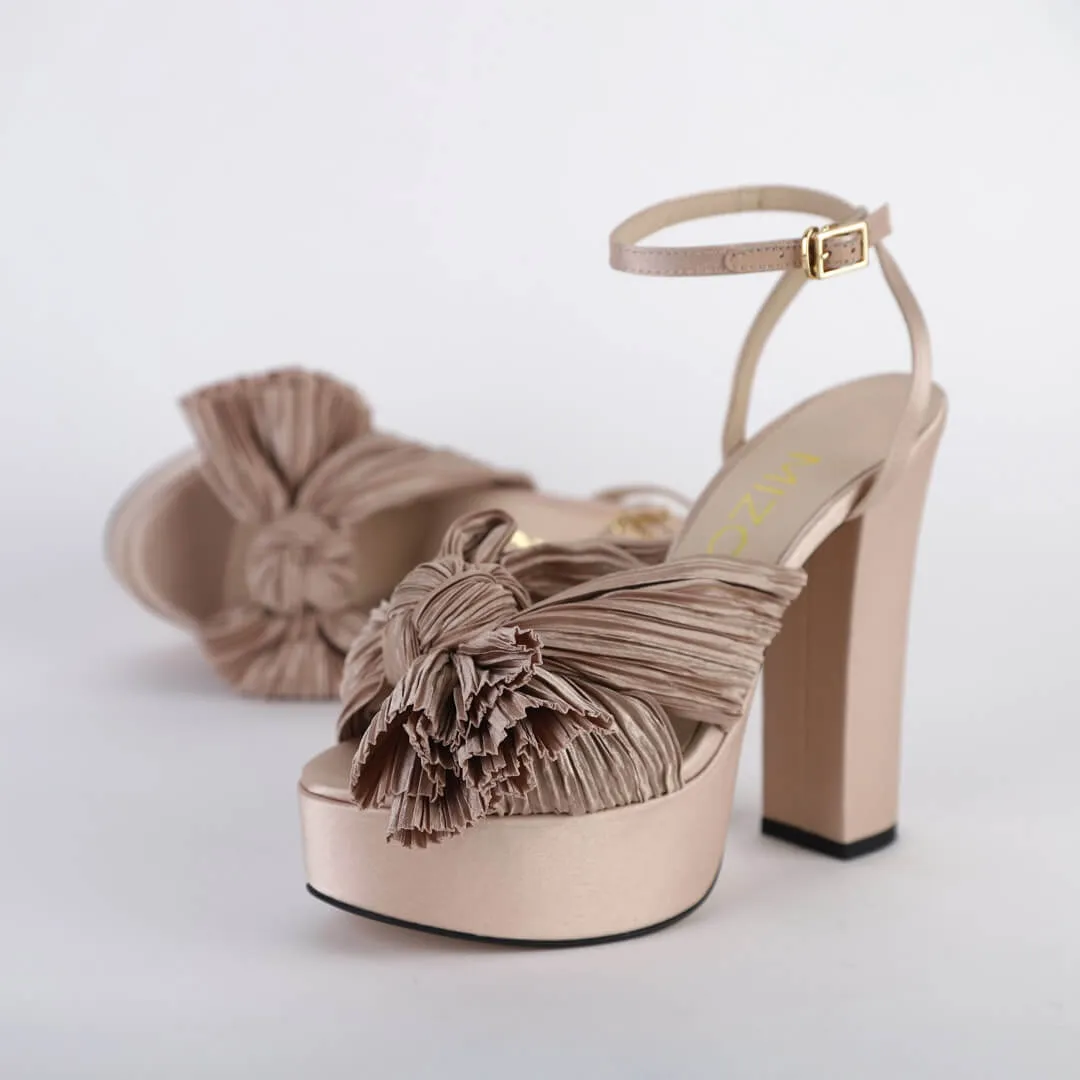*UK size 2.5 - LAVERO - beige satin, 12/3.5cm heels